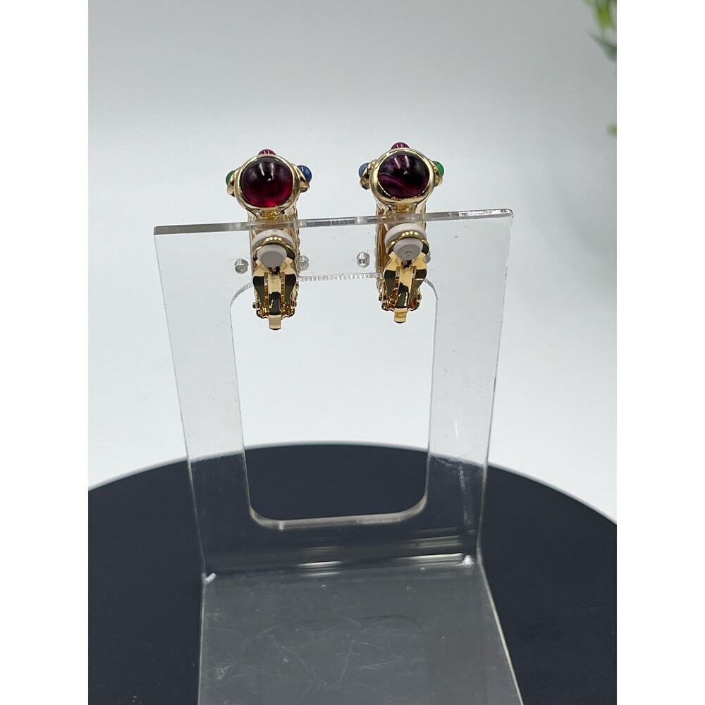 Ivana Trump Vintge Classic Jewel Colored Cabochons Clip On Earrings - Picture 6 of 11